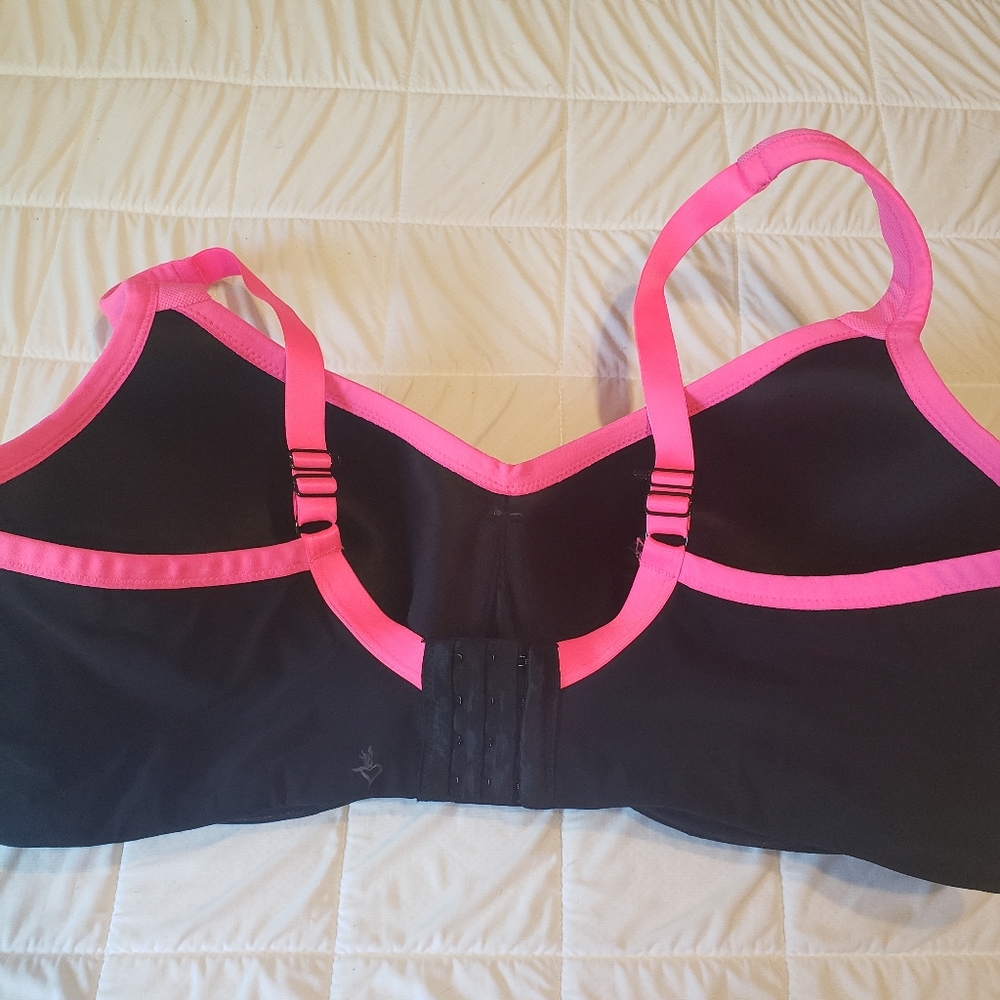 Torrid Lightly Lined Underwire Active Bra Size 46… - image 4